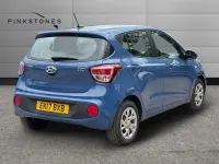 Usado Hyundai i10 SE 67 CV (49 kW) 2017 Azul Utilitario