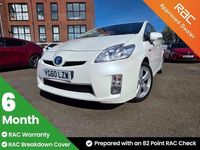 Used Toyota Prius T4 2010 White Hatchback