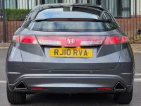 Begagnad Honda Civic EX 140 HK (102 kW) 2010 Silver Halvkombi