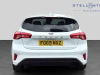 Used Ford Focus ST-Line 123 HP (90 kW) 2019 White Hatchback