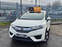 Used Honda Jazz Hybrid 2013 White Hatchback