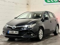 Used Toyota Auris Hybrid 2018 Black Hatchback