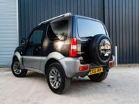 Used Suzuki Jimny SZ4 85 HP (62 kW) 2015 Black and grey SUV