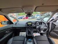 Used Renault Scénic Dynamique 110 HP (80 kW) 2017 Grey MPV