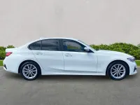 Used BMW 318 Comfort Edition 2019 White Sedan