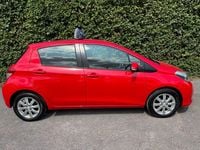 Used Toyota Yaris 2013 Red Hatchback