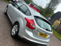 Begagnad Ford Focus 2013 Silver Halvkombi