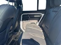 Usado Land Rover Defender SE Dynamic 250 HP (183 kW) 2025 Branco SUV