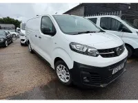 Used Vauxhall Vivaro 100 HP (73 kW) 2020 White MPV