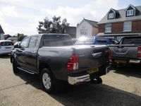 Used Toyota HiLux 150 HP (110 kW) 2017 Grey Pickup