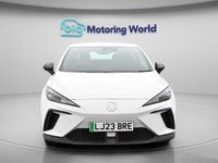 Begagnad MG MG4 EV SE 319 kW (435 HK) 2023 Halvkombi