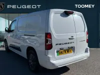 Second-hand Peugeot E-Partner 98 kW (134 CP) 2024 Alb Monovolum