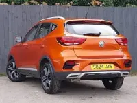 Used MG ZS Excite 106 HP (77 kW) 2024 Orange SUV