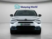 Begagnad Citroën e-C4 Shine 100 kW (136 HK) 2022 Halvkombi