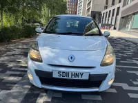 Used Renault Clio Dynamique 2011 White Hatchback