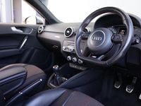 Usado Audi S1 Advanced 231 HP (169 kW) 2014 Vermelho Citadino