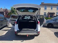 Usado Ford Kuga Titanium 163 HP (119 kW) 2014 Branco SUV