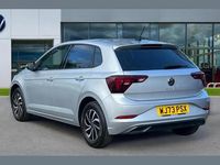Used VW Polo Life 95 HP (69 kW) 2023 Reflex silver metallic Hatchback