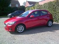 Używany Mazda 2 2016 Czerwony Hatchback