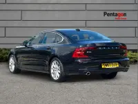 Used Volvo S90 Momentum 187 HP (137 kW) 2017 Black Sedan