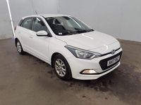 Used Hyundai i20 Edition 84 HP (61 kW) 2017 White Hatchback
