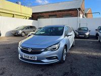 Begagnad Vauxhall Astra S 2018 Silver Kombi