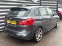 Begagnad BMW 225 M Sport 2019 Grå Minibuss