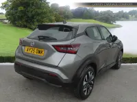Używany Nissan Juke Acenta Premium 114 KM (83 kW) 2025 Szary SUV