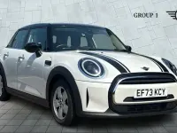 Used Mini Cooper Classic 134 HP (98 kW) 2023 White Hatchback
