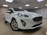 Usado Ford Fiesta Titanium 100 HP (73 kW) 2017 Branco Citadino