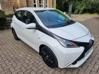 Used Toyota Aygo X-play 2016 White Hatchback