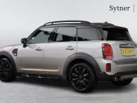 Usado Mini Cooper Countryman Classic 134 CV (98 kW) 2023 Plateado SUV