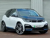 Begagnad BMW i3 Comfort Edition 135 kW (184 HK) 2021 Vit Halvkombi