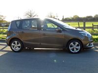 Used Renault Scénic III Dynamique 2014 Bronze MPV