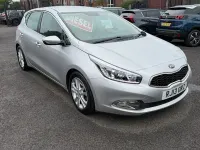 Used Kia Ceed 128 HP (94 kW) 2013 Silver Hatchback
