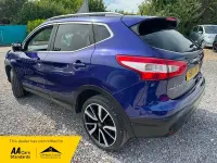 Used Nissan Qashqai Tekna 130 HP (95 kW) 2015 Blue SUV