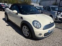 Usado Mini Cooper Cabriolet 122 HP (89 kW) 2013 Branco Cabrios