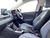 Usado Mazda 2 Inclusive 90 HP (66 kW) 2022 Branco Citadino