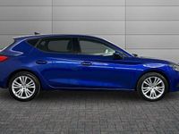 Begagnad Seat Leon SE Dynamic 108 HK (79 kW) 2021 Blå Halvkombi