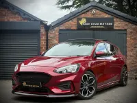 Used Ford Focus ST-Line X 120 HP (88 kW) 2019 Red Hatchback