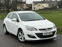 Used Vauxhall Astra SRi 2013 White Hatchback