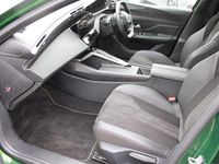 Used Peugeot 308 GT 178 HP (130 kW) 2024 Green Hatchback