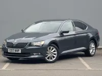 Usado Skoda Superb Business Line 2017 Cinzento Citadino