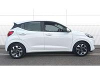 Used Hyundai i10 Advanced 67 HP (49 kW) 2023 White Hatchback