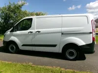 Usado Ford Transit Custom 105 HP (77 kW) 2017 Branco Van