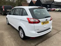 Used Ford Grand C-Max Zetec 120 HP (88 kW) 2015 White MPV