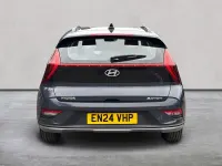 Usado Hyundai Bayon Advanced 100 HP (73 kW) 2024 Cinzento SUV