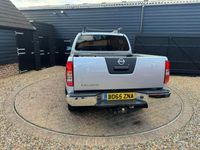 used Nissan Navara 2.5 DCI TEKNA 4X4 SHR DCB 188 BHP