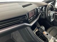 Used VW Touareg R-line 286 HP (210 kW) 2019 Black SUV