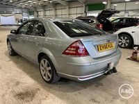 Used Ford Mondeo Ghia 2006 Silver Hatchback